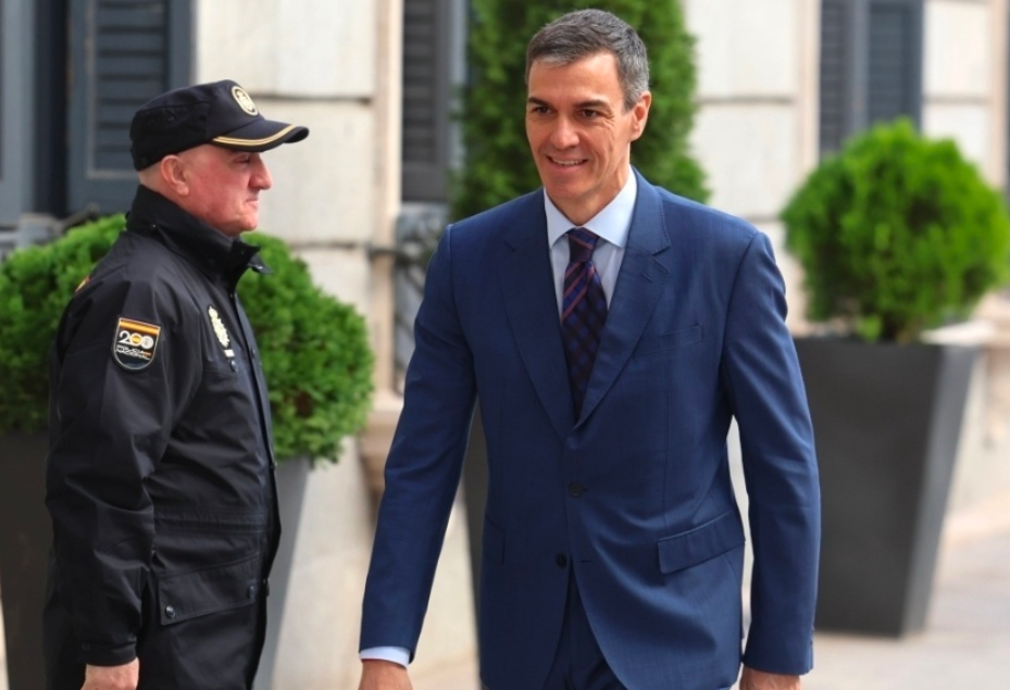 西班牙首相紧急发声 吁中东和平避冲突升级 