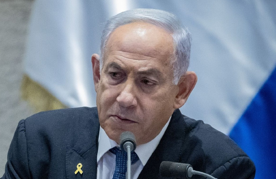 以总理下令48小时内尽可能摧毁伊军工设备 